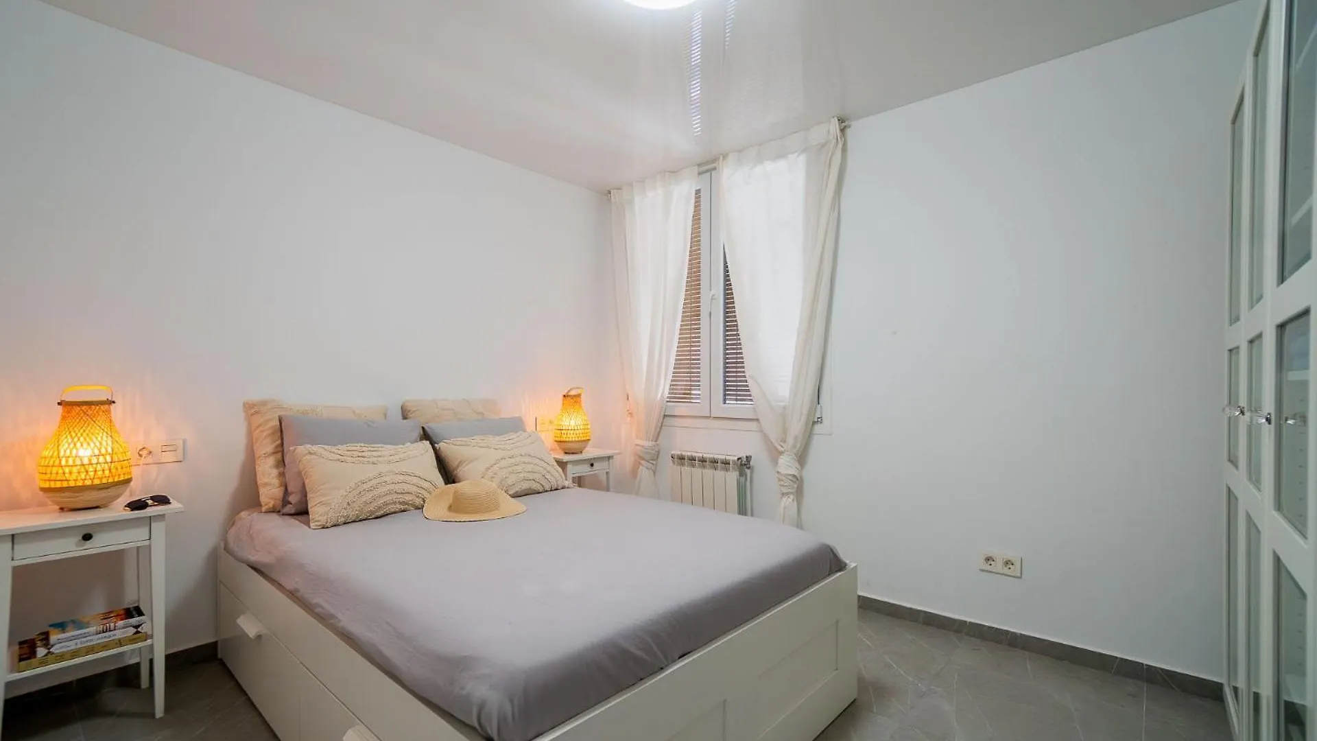 One Bedroom Apartment Next To The Port 푸엔히롤라