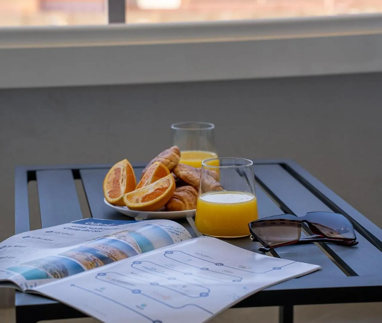 One Bedroom Apartment Next To The Port Fuengirola Spain