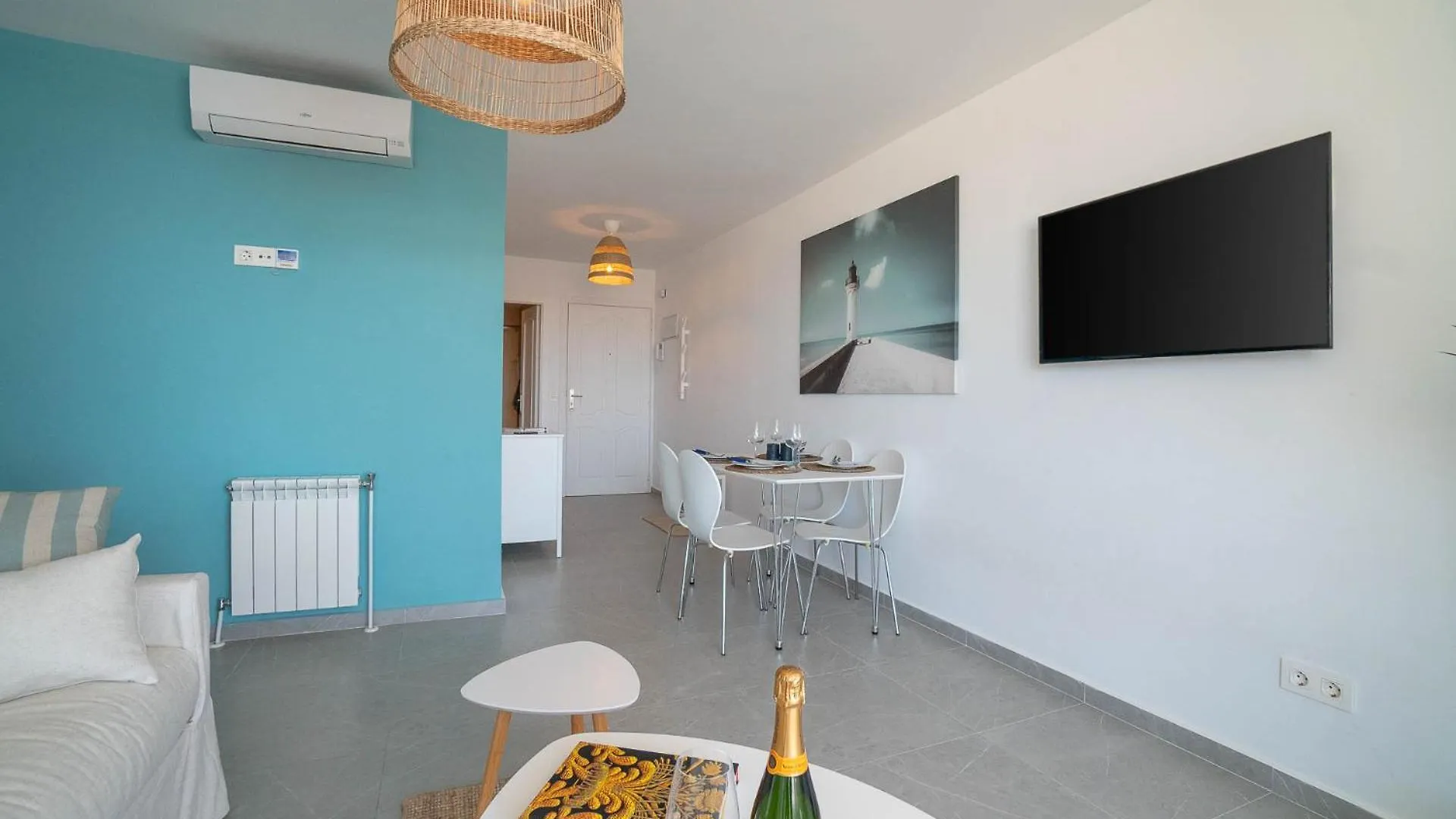 One Bedroom Apartment Next To The Port Fuengirola