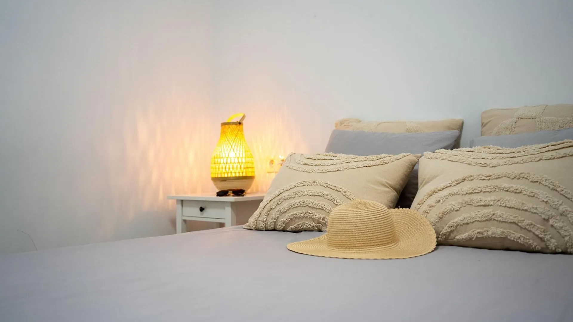 One Bedroom Apartment Next To The Port 푸엔히롤라 0*,