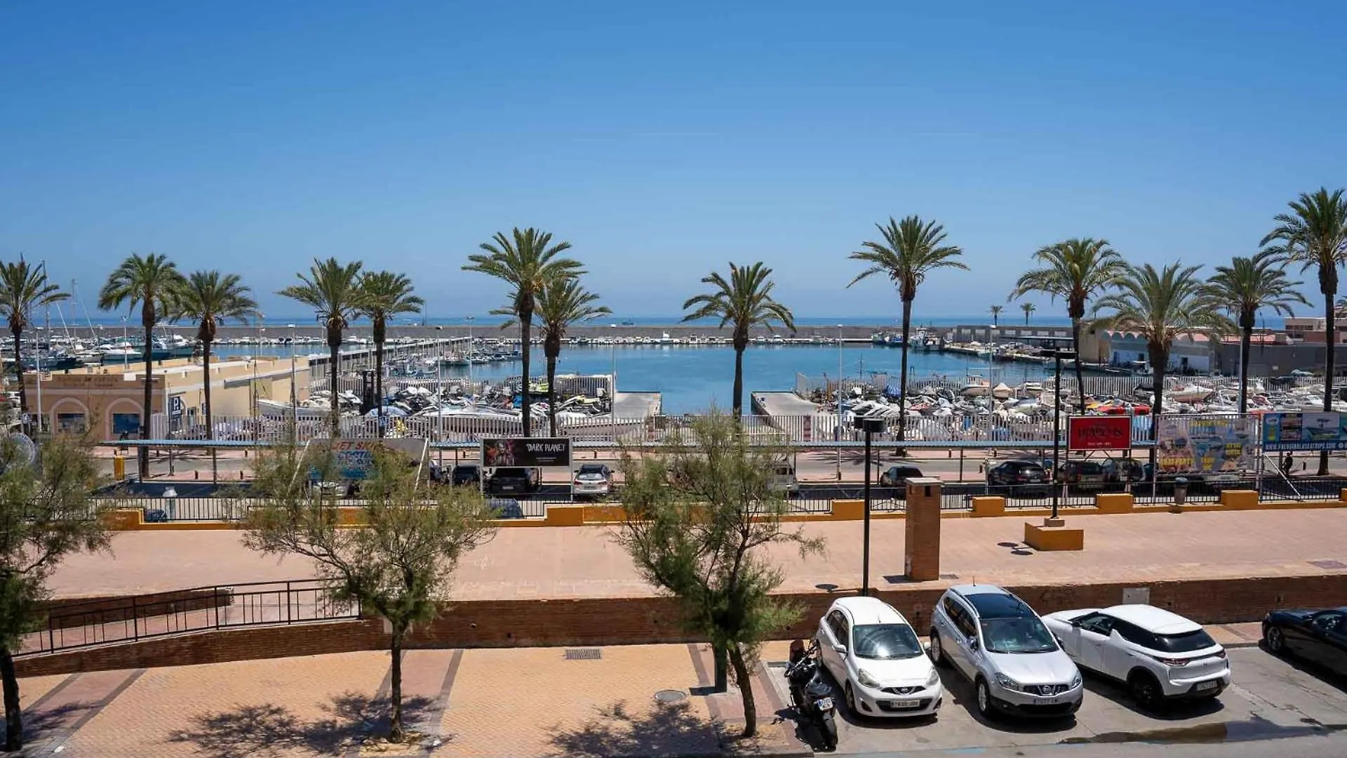פואנגירולה One Bedroom Apartment Next To The Port 0*,  ספרד